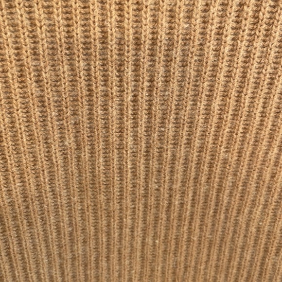 The Koppels WOOL CASHMERE SIDE SPLIT LONG TURTLENECK SWEATER IN CAMEL size 1 - Picture 10 of 10